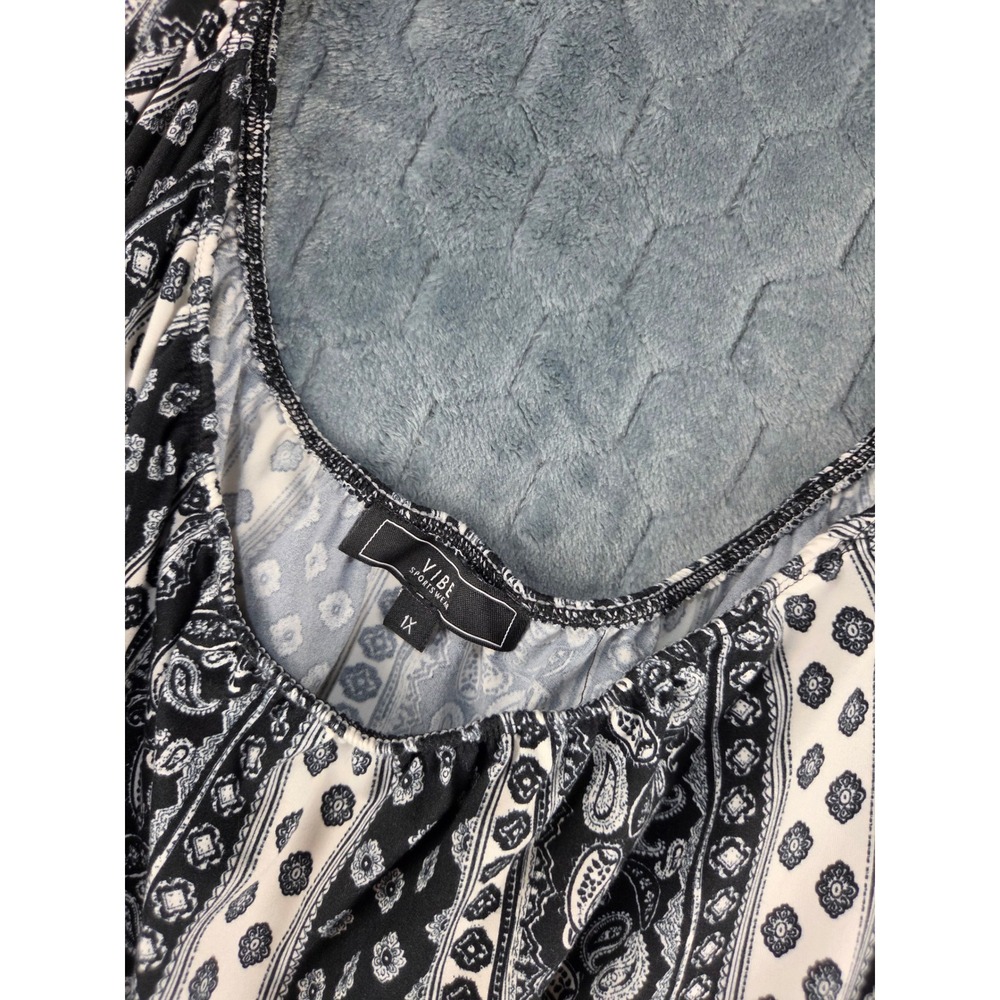 Vibe Sportswear Black White Paisley Tile Print Maxi Dress Short Sleeve 1X NEW
